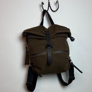 Rare Sherpani Amelia - Olive Green Wool Backpack